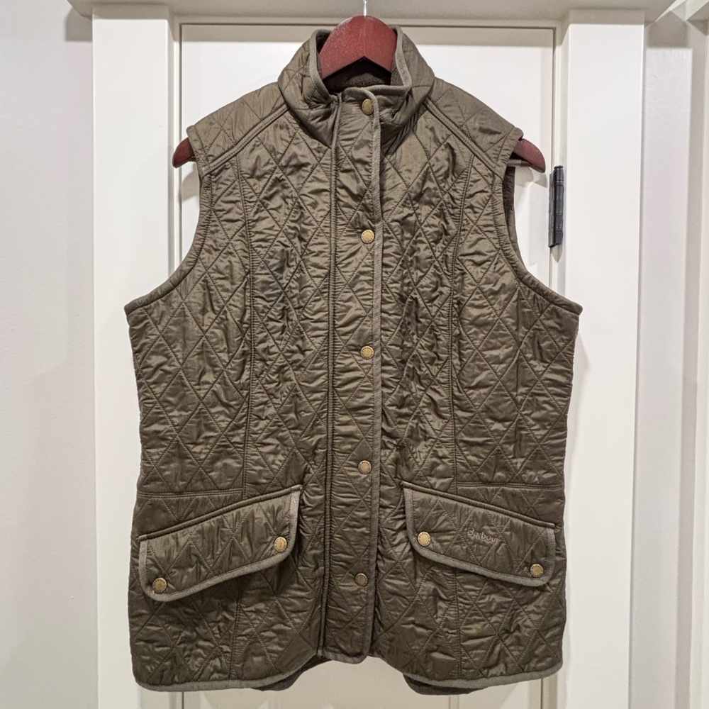 Barbour Calvary Vest Gilet in Olive Green
